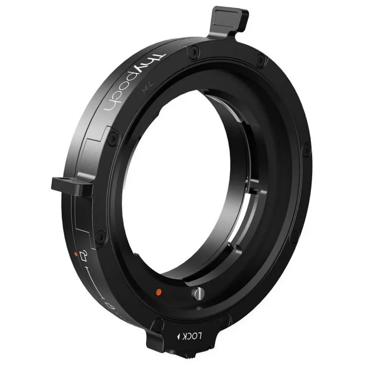 Adapter Thypoch Positive Lock M do Leica L czarny