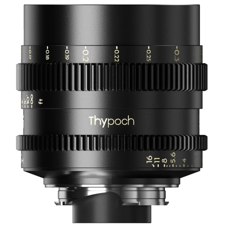 Obiektyw filmowy Thypoch Simera-C 16 mm T1.9 Leica M
