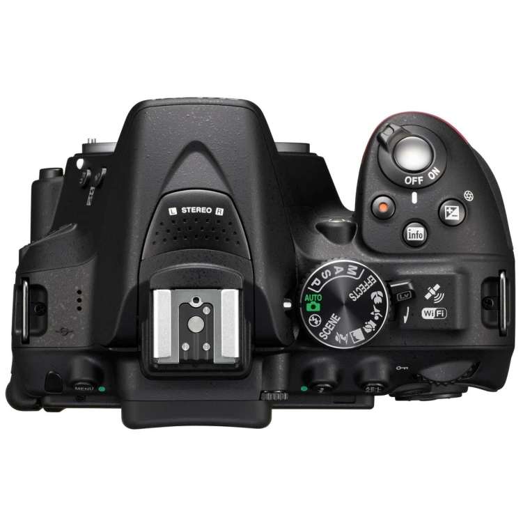 Aparat Nikon D5300 + AF-P 18-55 VR