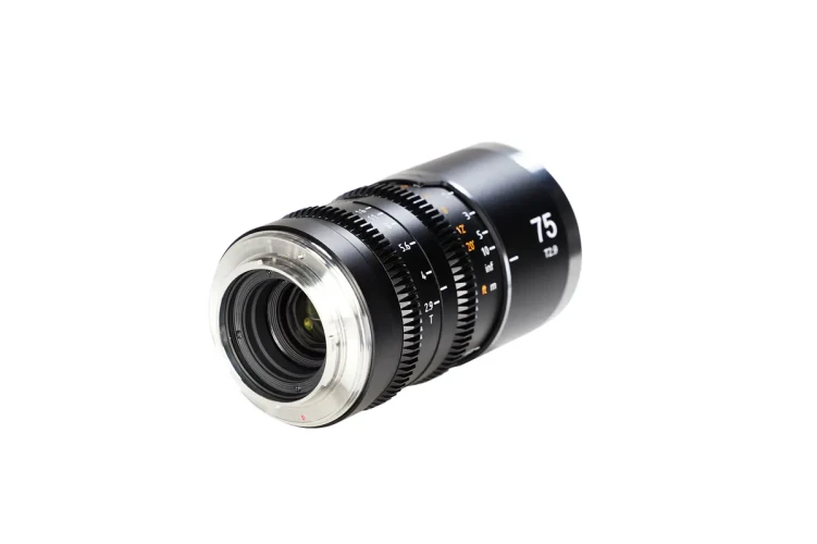 Obiektyw Sirui Saturn V2 75 mm T2.9 1.6x Sony E