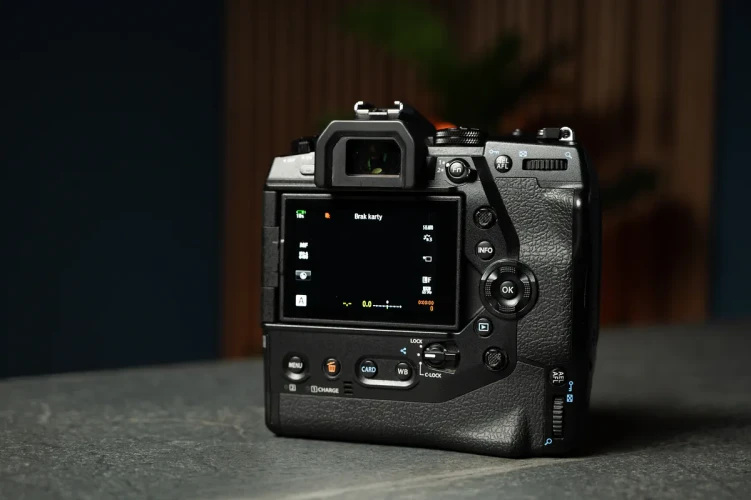 Aparat Olympus OM-D E-M1X Body Czarny Używany