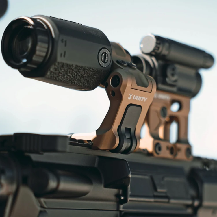 Montaż powiększalnika UNITY Tactical FAST QD FTC CZARNY