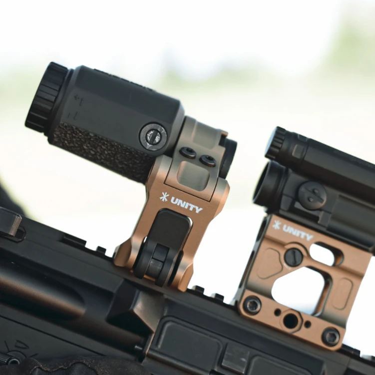 Montaż powiększalnika UNITY Tactical FAST QD FTC CZARNY