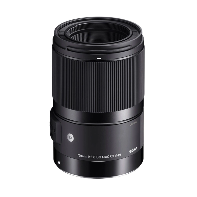 Sigma A 70 mm f/2.8 DG Macro