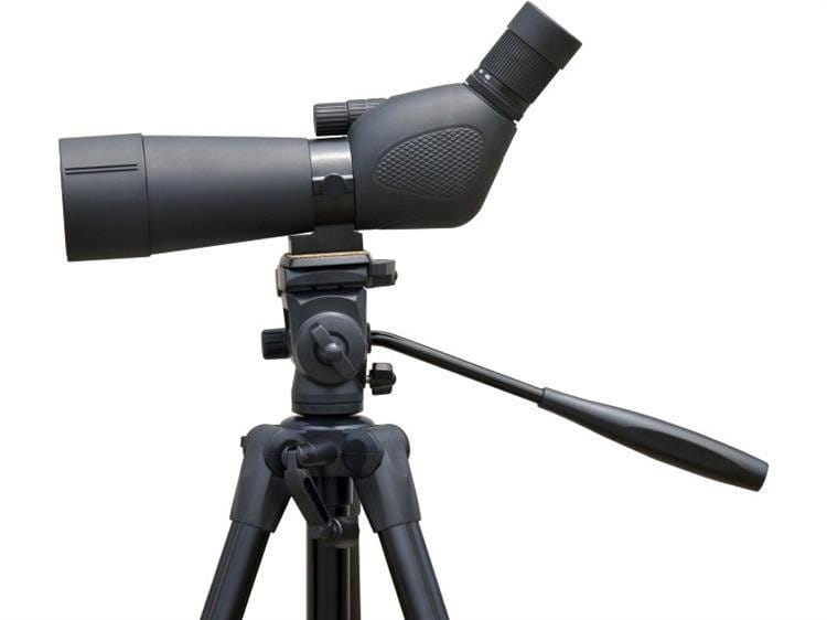 Luneta obserwacyjna Focus hawk 15-45x60 ze statywem tripod 3950