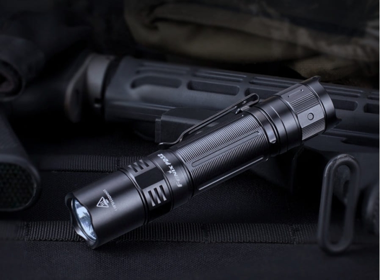 Latarka Fenix PD32 V2.0