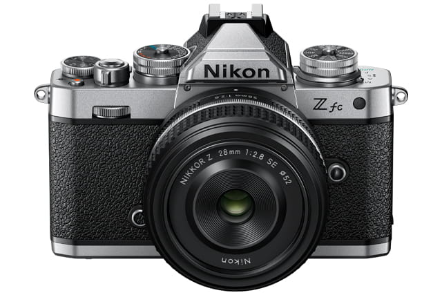 Aparat Nikon Z fc + Z 28mm f/2.8 SE