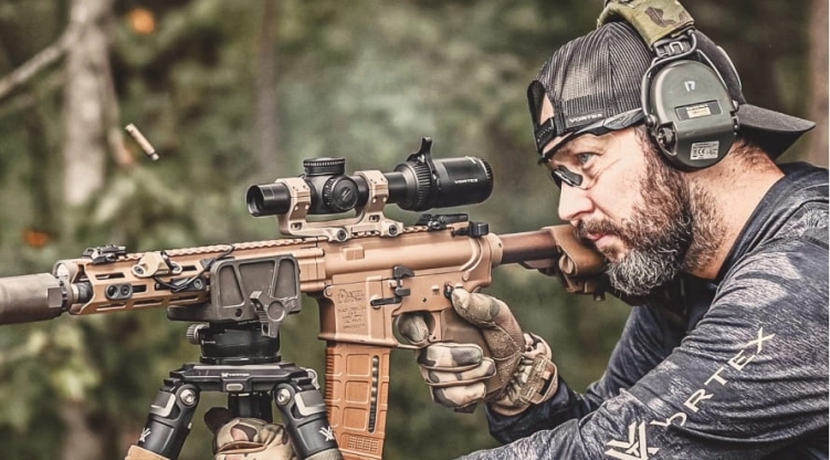 Vortex Strike Eagle 1-8x24 30 mm EBR-8