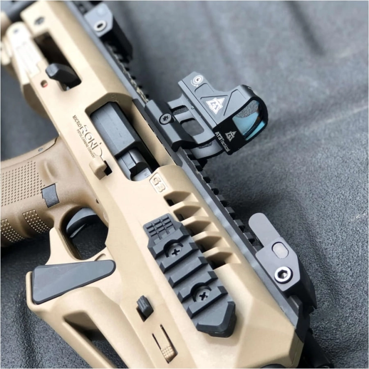 Kolimator AT3 Tactical ARO 3 MOA montaż .83"
