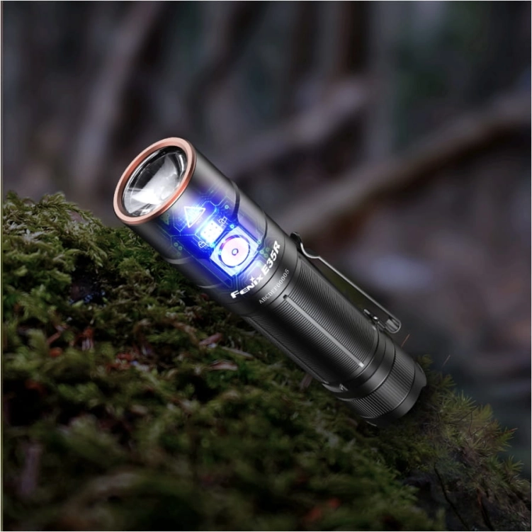 Latarka diodowa Fenix E35R