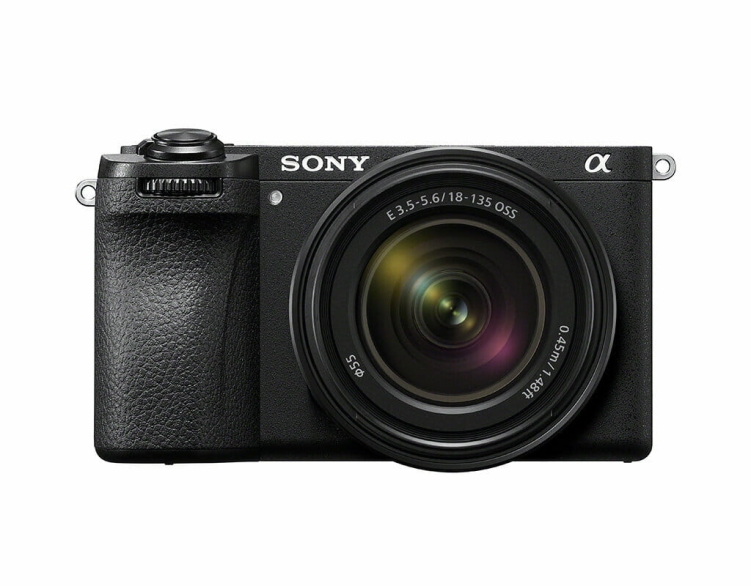 Aparat Sony A6700 + 18-135 mm f/3.5-5.6