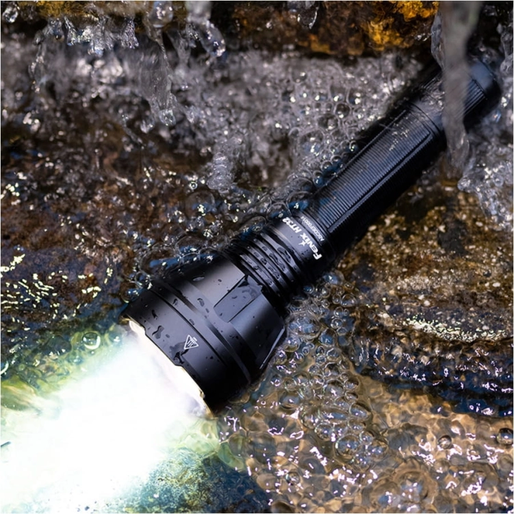 Latarka myśliwska Fenix HT32