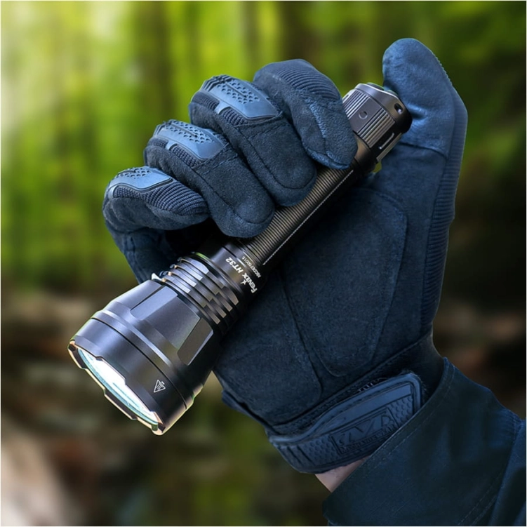 Latarka myśliwska Fenix HT32