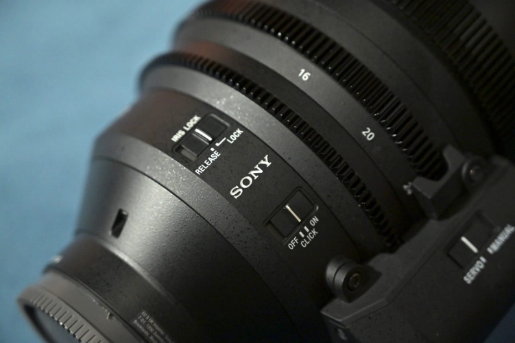 Obiektyw Sony FE C 16–35 mm T3.1