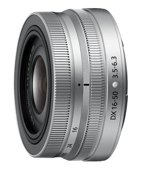ZESTAW MARZEŃ: Nikon Z fc + 16-50mm, karta, torba, statyw, filtr UV