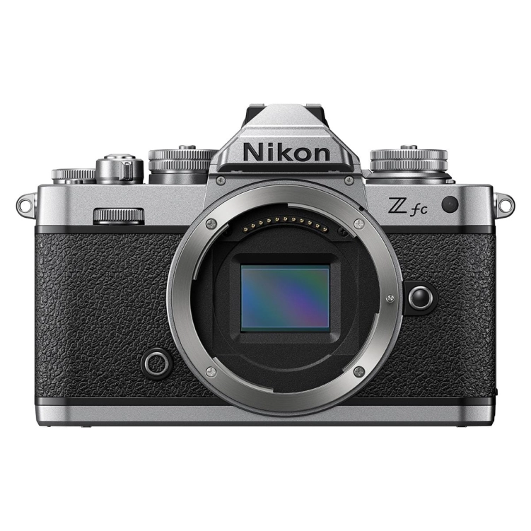 Aparat Nikon Z fc + 18-140 DX