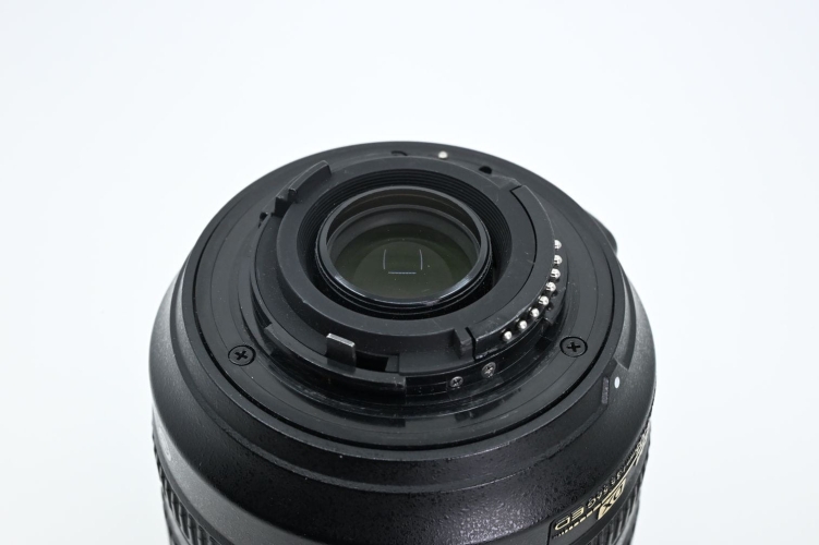 Nikon AF-S DX 18-105 mm f/3.5-5.6G ED VR UŻYWANY