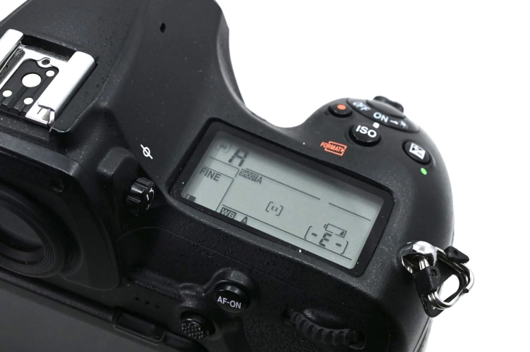 Nikon D850 body UŻYWANY + wężyk spustowy Nikon MC-20 GRATIS