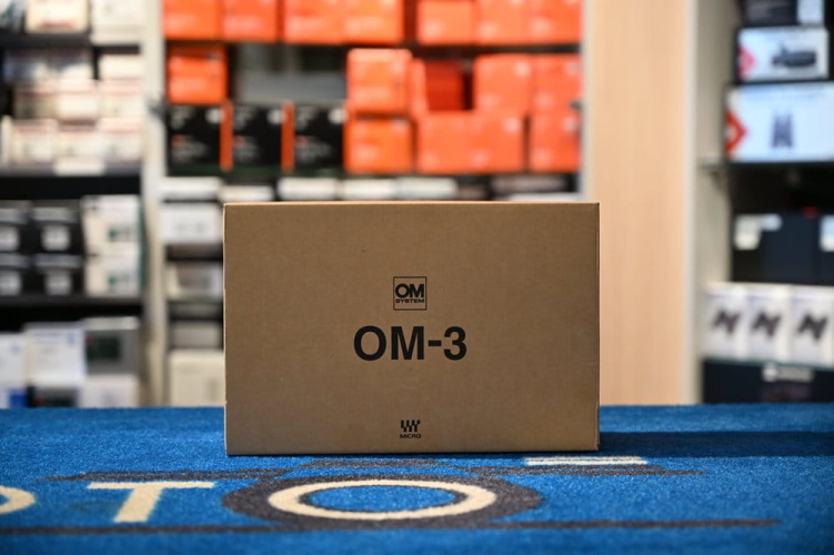 Bezlusterkowiec OM System OM-3