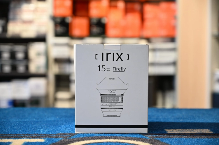 Irix-Obiektyw-15-mm-f2.4-Firefly.JPG