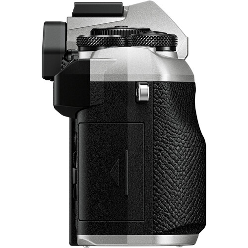 Aparat OM SYSTEM OM-5 MARK II Srebrny