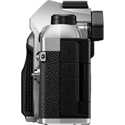 Aparat OM SYSTEM OM-5 MARK II Srebrny