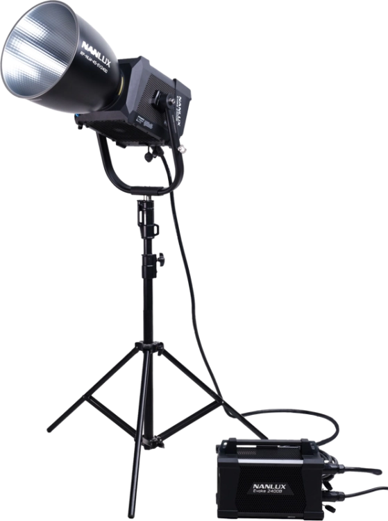 Lampa Nanlux Evoke 2400B + reflektor 45°