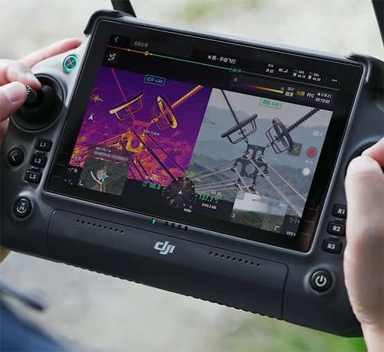 DJI Zenmuse H30T Jednoczesny zoom termowizyjny i optyczny.jpg