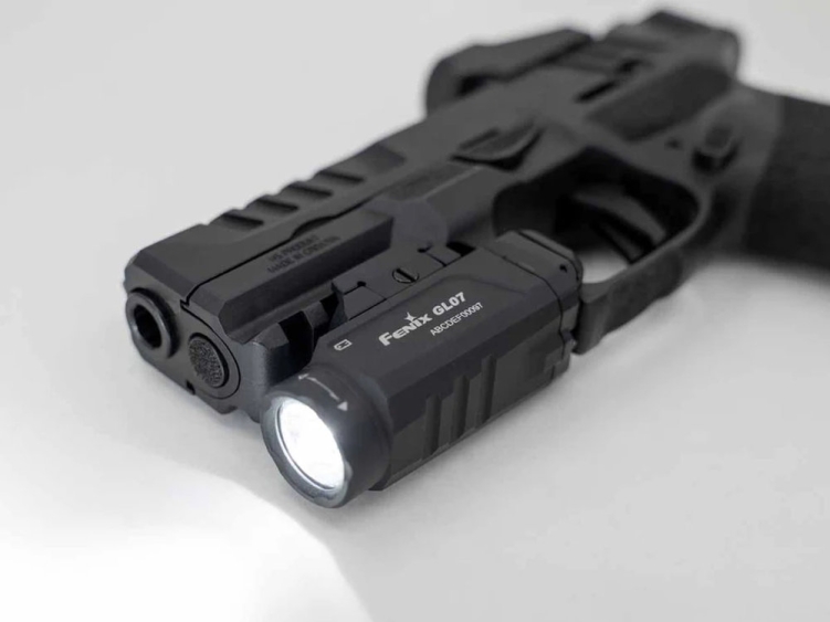 Latarka na broń Fenix GL07