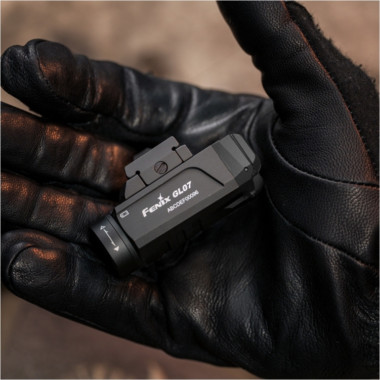 Latarka na broń Fenix GL07