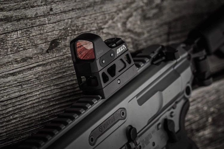 Kolimator otwarty Delta Stryker 6MOA