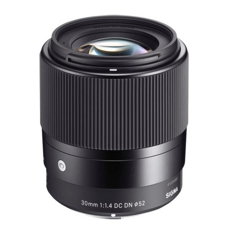 Sigma C 30 mm f/1.4 DC DN Sony E