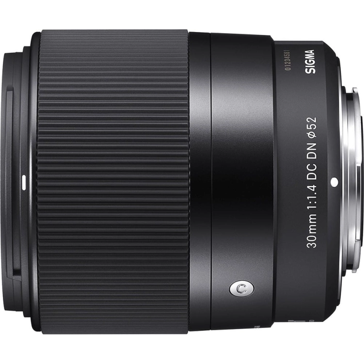 Sigma C 30 mm f/1.4 DC DN Sony E