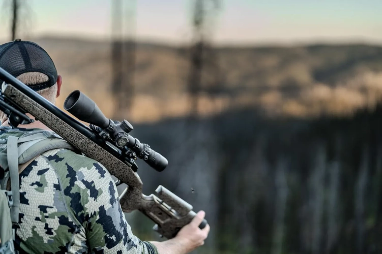 Luneta celownicza Nightforce NX6 4-24x50 MOAR C739