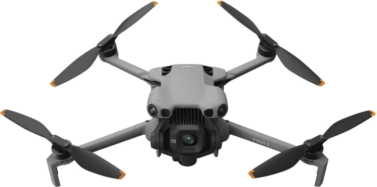 Dron DJI Mini 5 Pro Fly More Combo (DJI RC-N3)