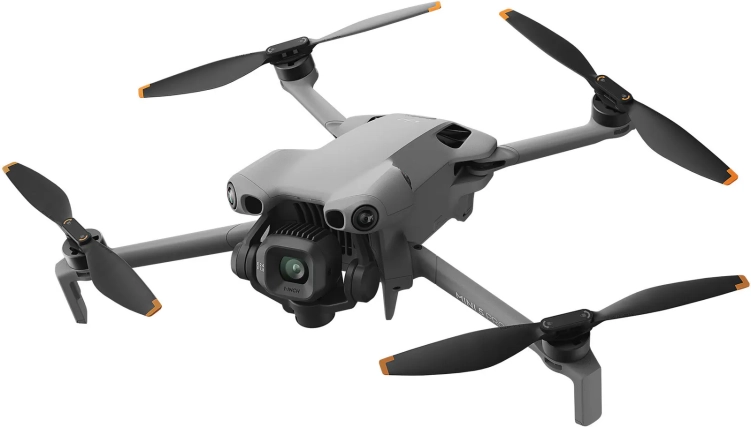 Dron DJI Mini 5 Pro Fly More Combo (DJI RC-N3)