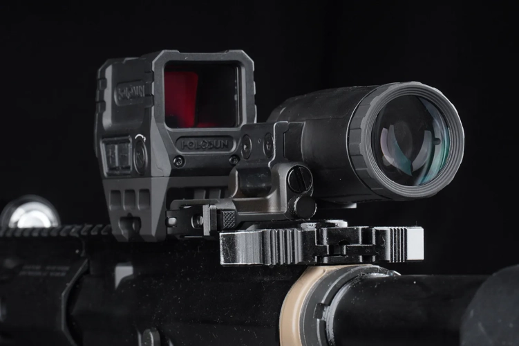 holosun-kolimator-aems-core-red-dot-montaz-1-3-co-witness-aems
