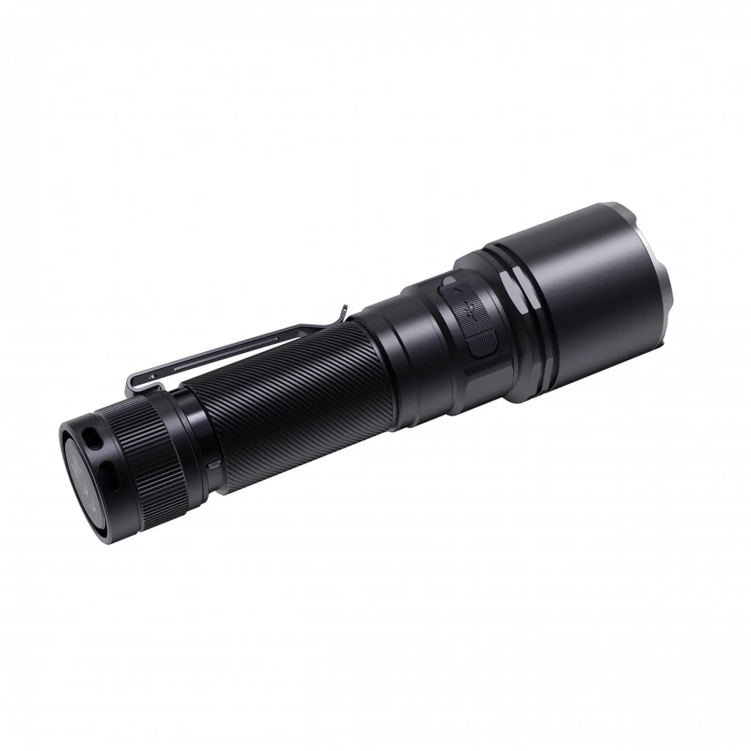 latarka-led-fenix-c7-pro