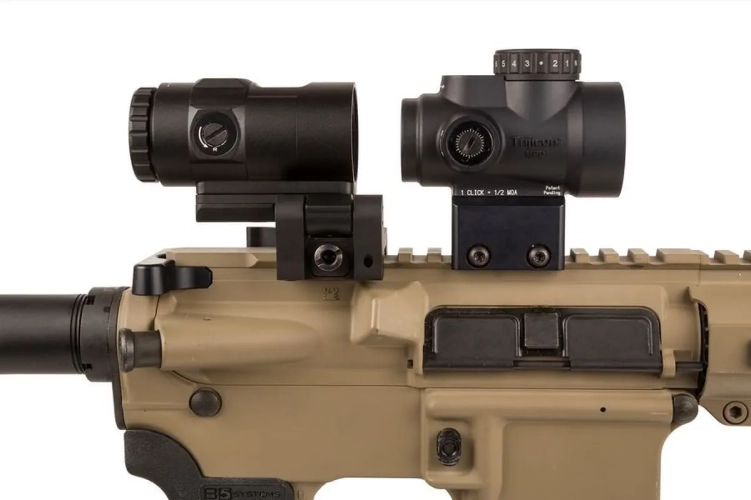Zestaw kolimator + powiększalnik Trijicon MRO HD 1x25 Red Dot 2.0/68 MOA Combo LED Black