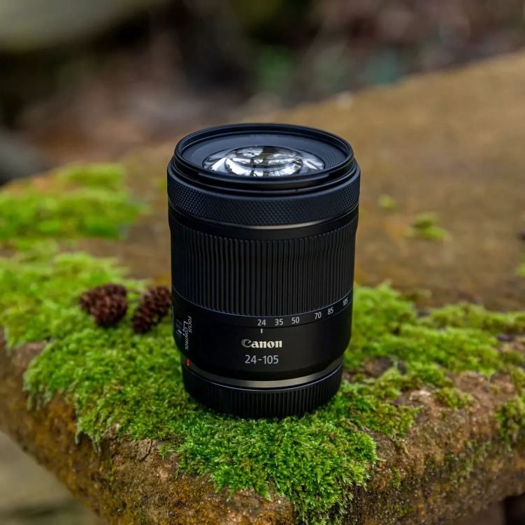 Aparat Canon EOS R8 + RF 24-105mm F4-7.1 IS STM