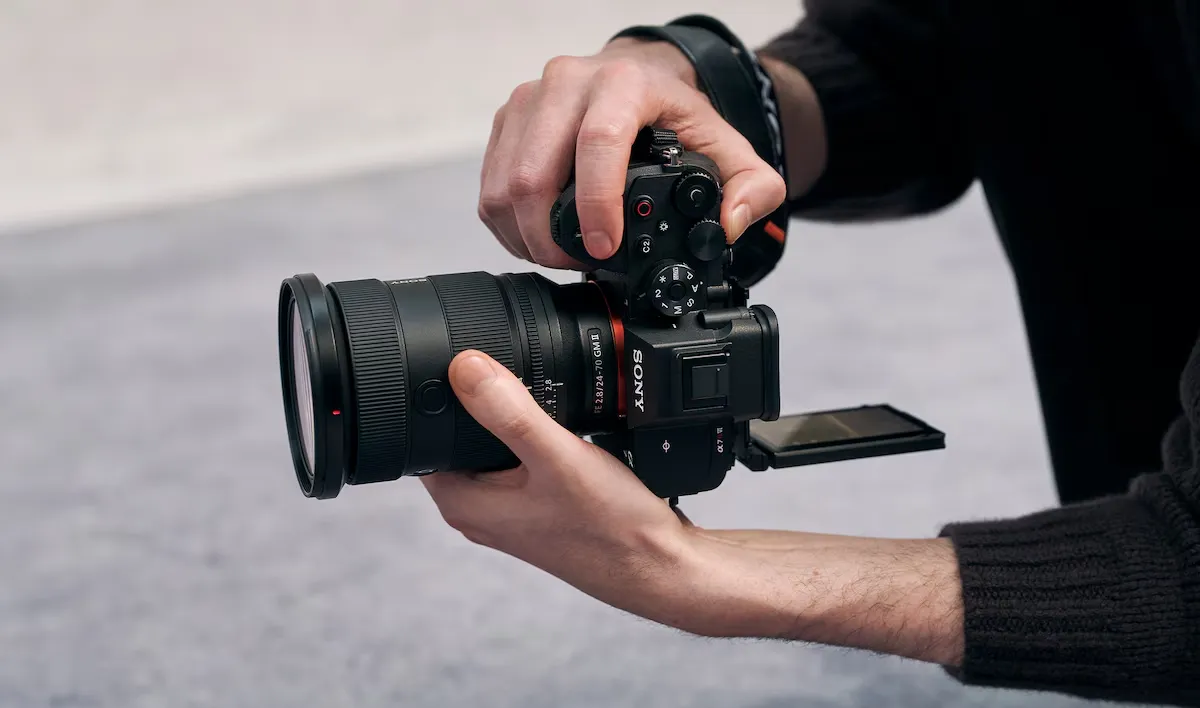 Sony a7R 6
