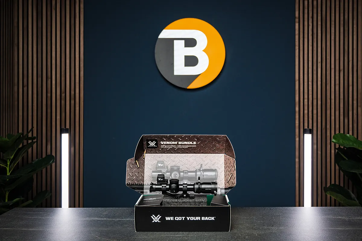 Vortex AR luneta celownicza Vortex Venom 1-6x24 30 mm AR-BDC3 MOA + kolimator Vortex Venom 3 MOA + montaż Vortex Sport Cantilever 30 mm + montaż pod kolimator 