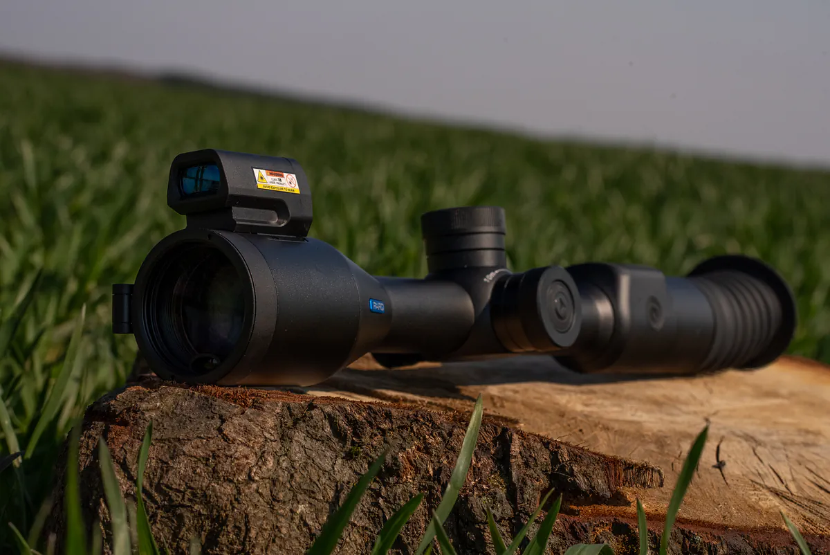 Celownik noktowizyjny PARD Night Stalker 4K 2.0 70 mm LRF